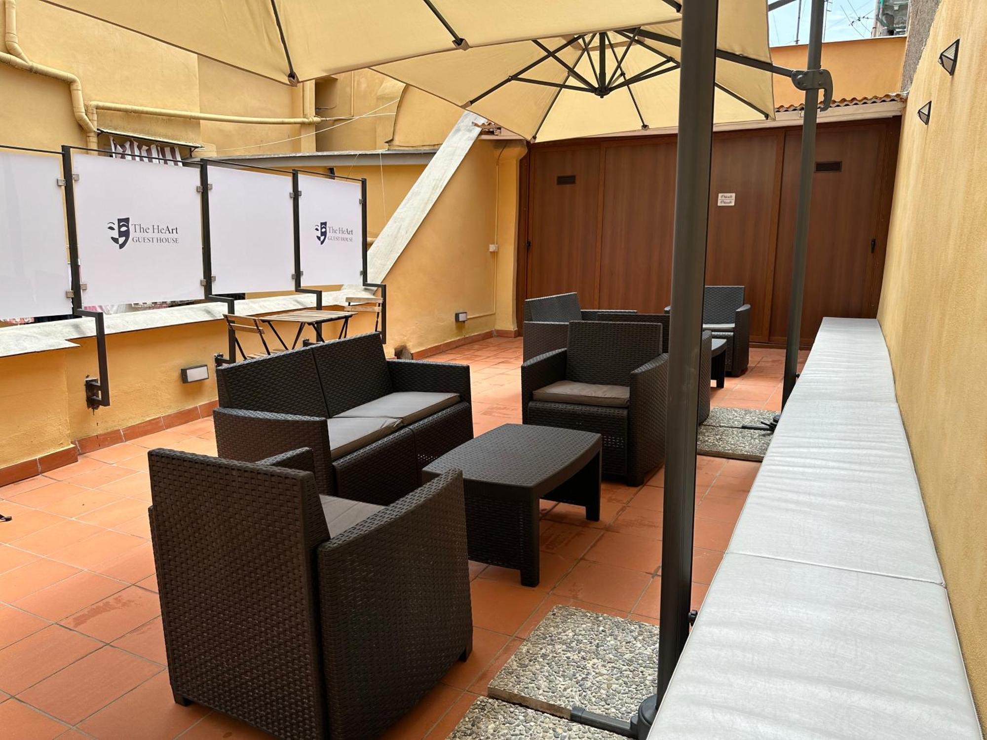 The Heart Guest House 那不勒斯 外观 照片
