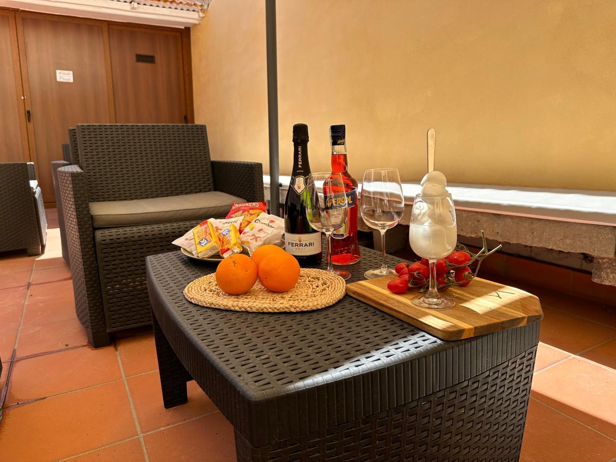 The Heart Guest House 那不勒斯 外观 照片