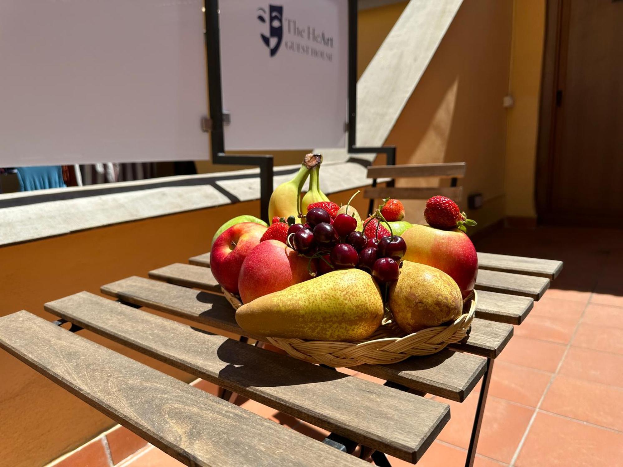 The Heart Guest House 那不勒斯 外观 照片